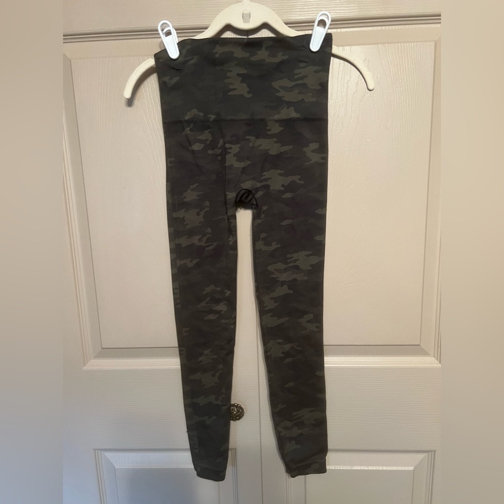 SPANX Women's Camouflage Leggings